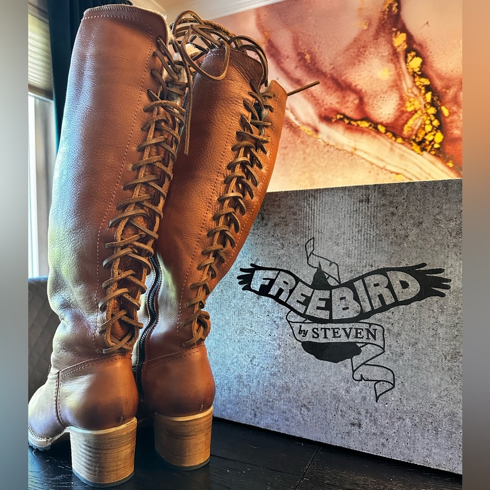 Freebird ICELAND Woman’s Boot in Cognac - Picture 4 of 14